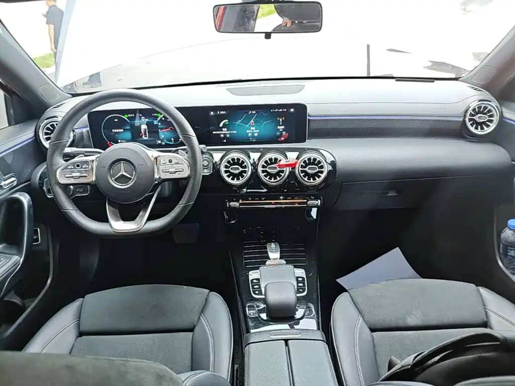 Mercedes-Benz A-Class — миниатюра 10