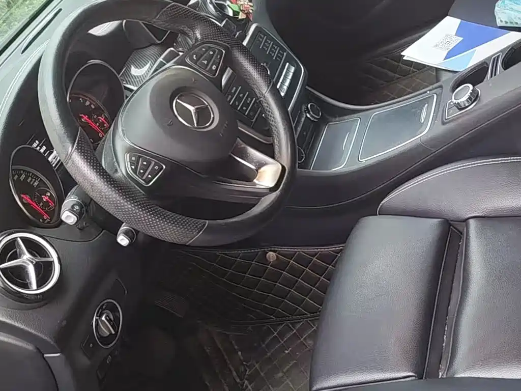 Mercedes-Benz CLA 2018 CLA 200 Fashion