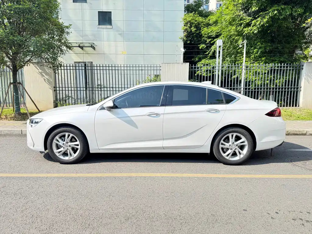 Buick Regal 2024 25T