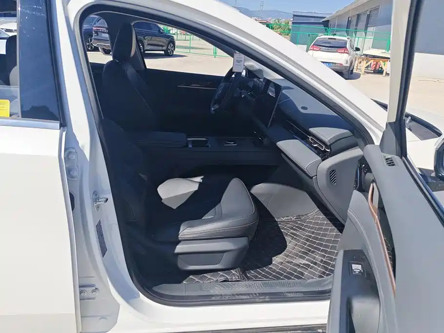 Wuling Xingguang — миниатюра 8