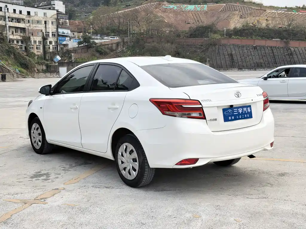 TOYOTA VIOS