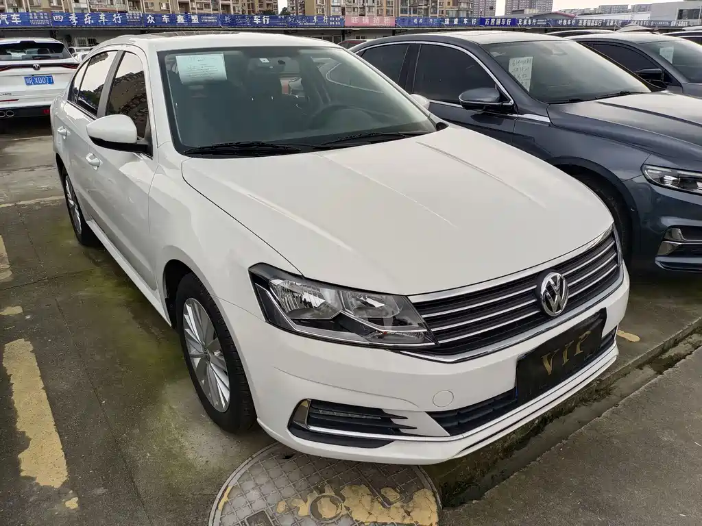 Volkswagen Lavida — миниатюра 3