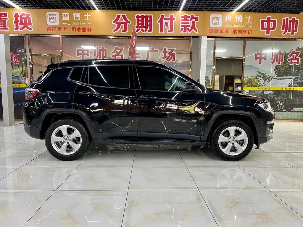 Jeep Compass — миниатюра 7