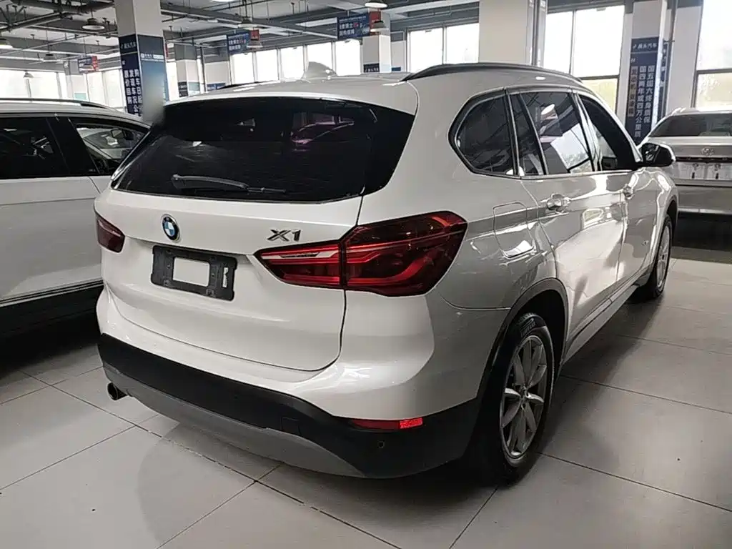 BMW X1 — миниатюра 7