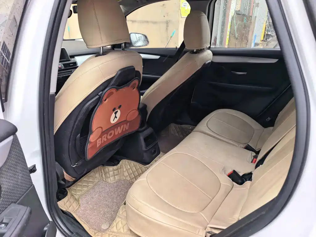 BMW 2 Series Active Tourer — миниатюра 9