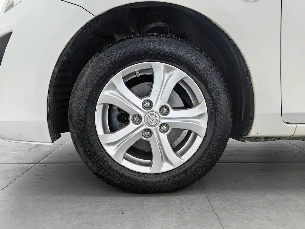 Mazda 3 Xingcheng — миниатюра 17