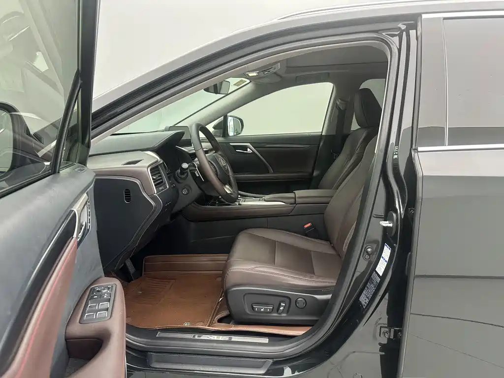 Lexus RX — миниатюра 15