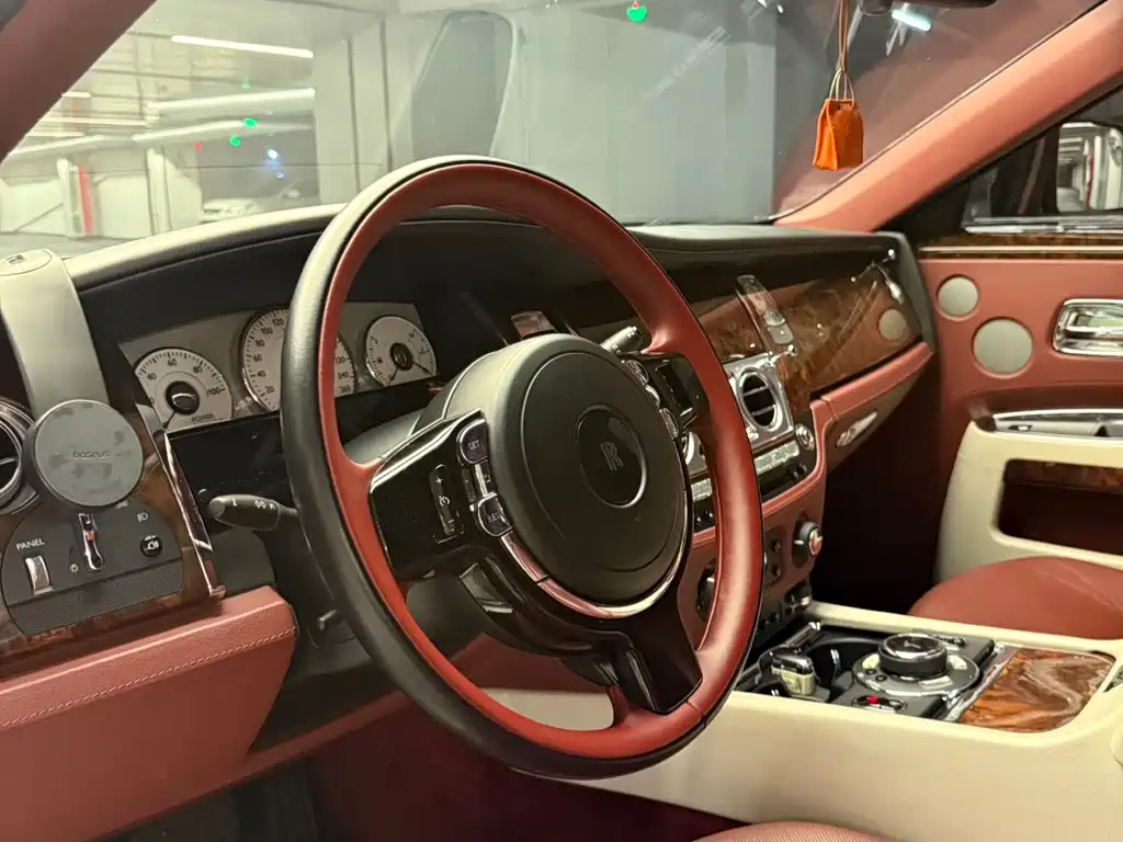Rolls-Royce Ghost — миниатюра 4