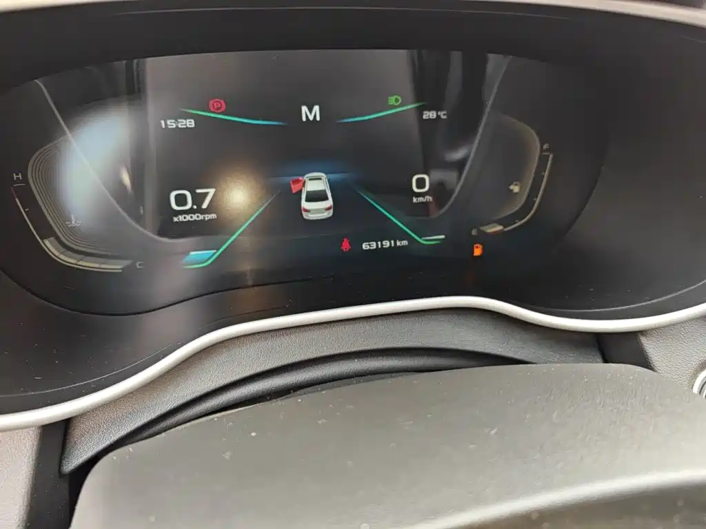 Geely Emgrand — миниатюра 13