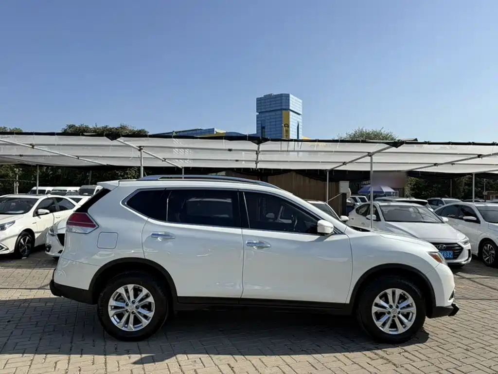 Nissan X-Trail — миниатюра 24