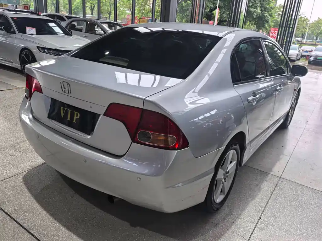 Honda Civic 2006 1.8L AT