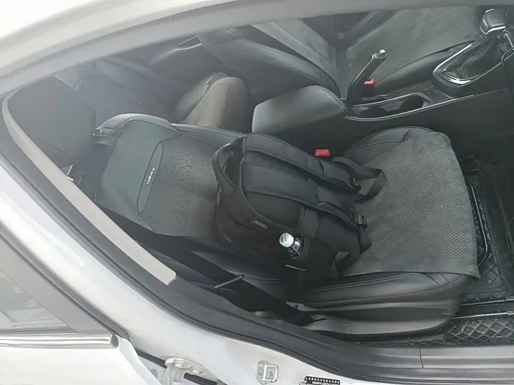 Buick Excelle — миниатюра 25