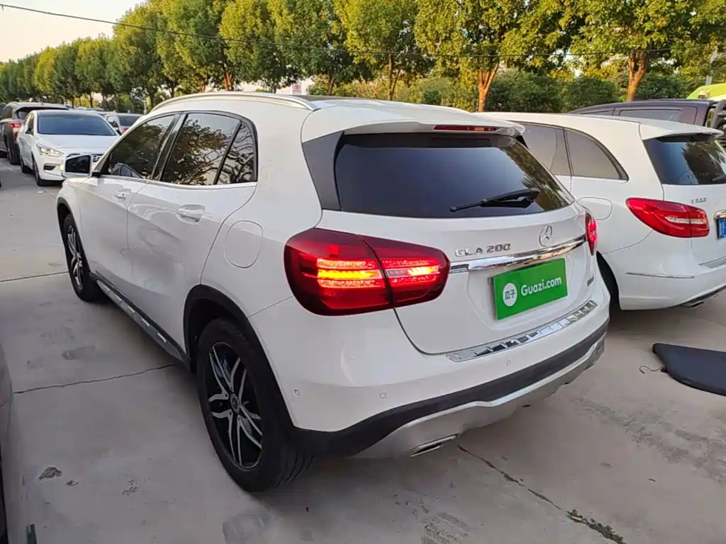 Mercedes-Benz GLA — миниатюра 5
