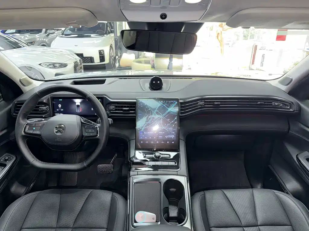 NIO ES8 — миниатюра 14