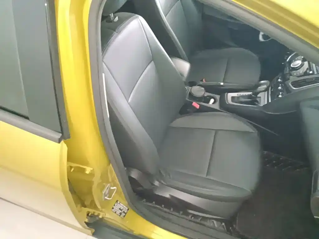 Ford Focus — миниатюра 25