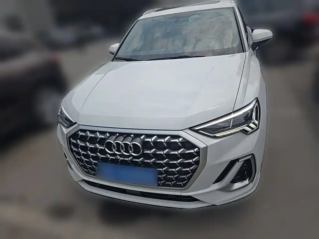 Audi Q3 — миниатюра 5