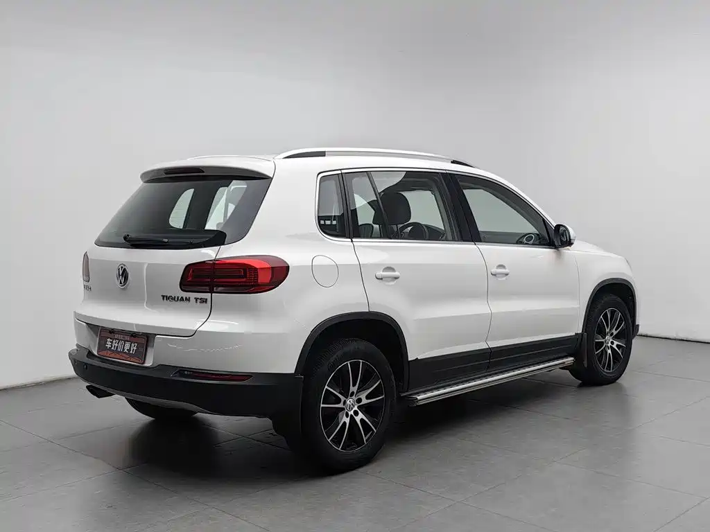 Volkswagen Tiguan — миниатюра 2