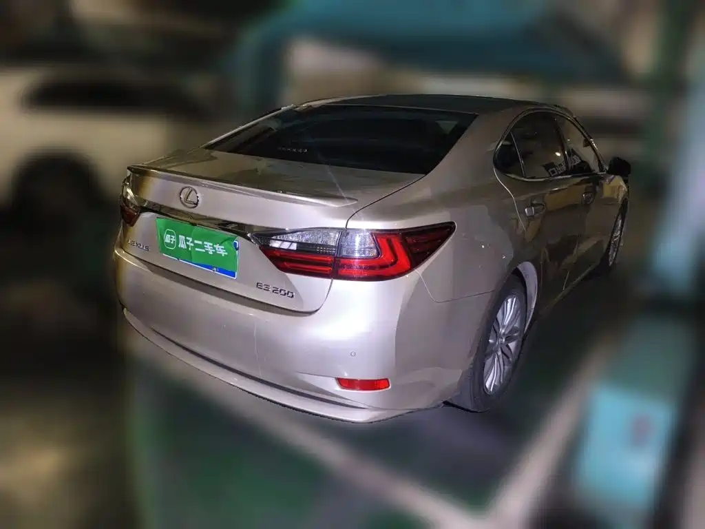 Lexus ES — миниатюра 4