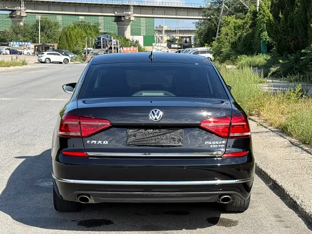 Volkswagen Passat — миниатюра 6