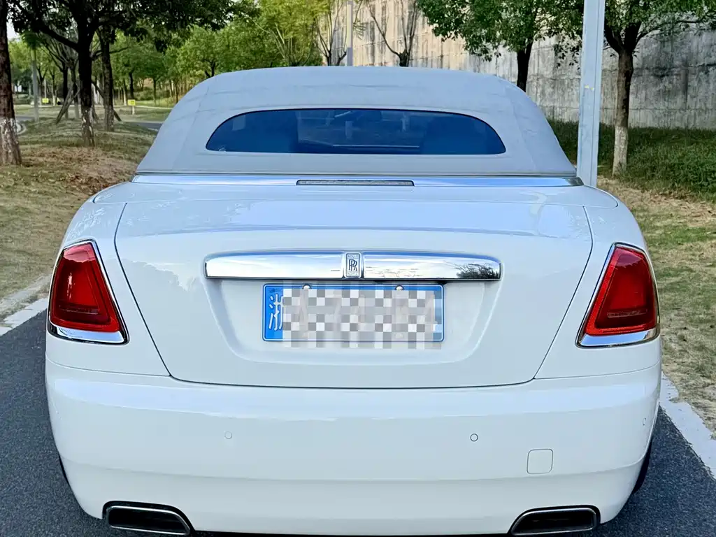 Rolls-Royce Dawn — миниатюра 22