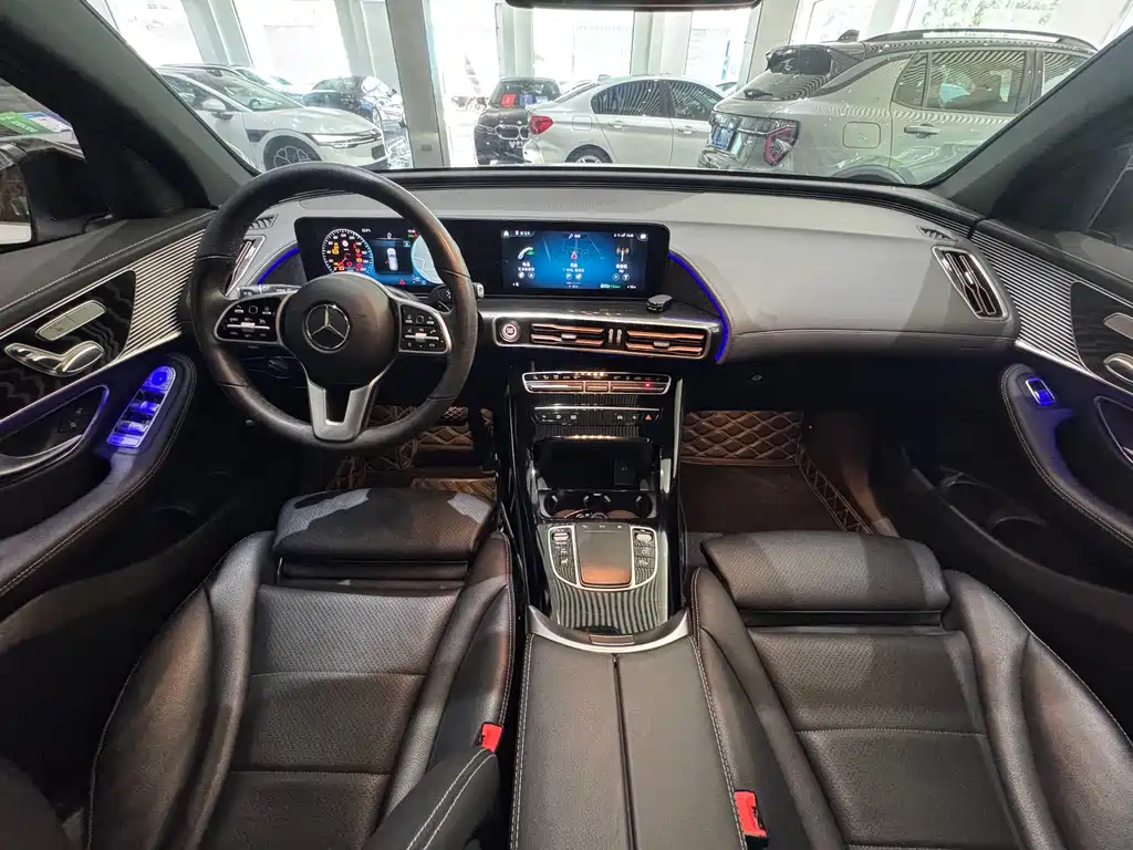 Mercedes-Benz EQC — миниатюра 6