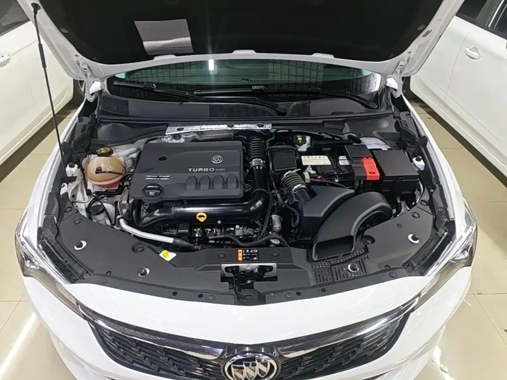 Buick Verano — миниатюра 20