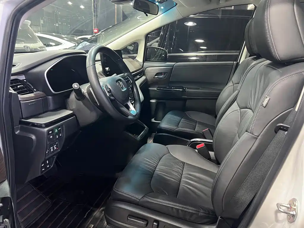 Honda Odyssey — миниатюра 6