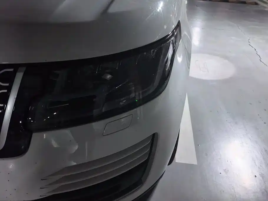 Land Rover Range Rover — миниатюра 5