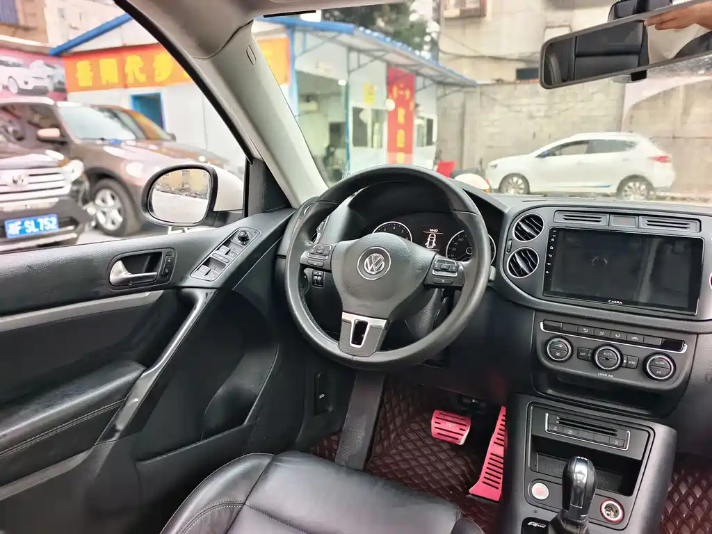 Volkswagen Tiguan — миниатюра 8