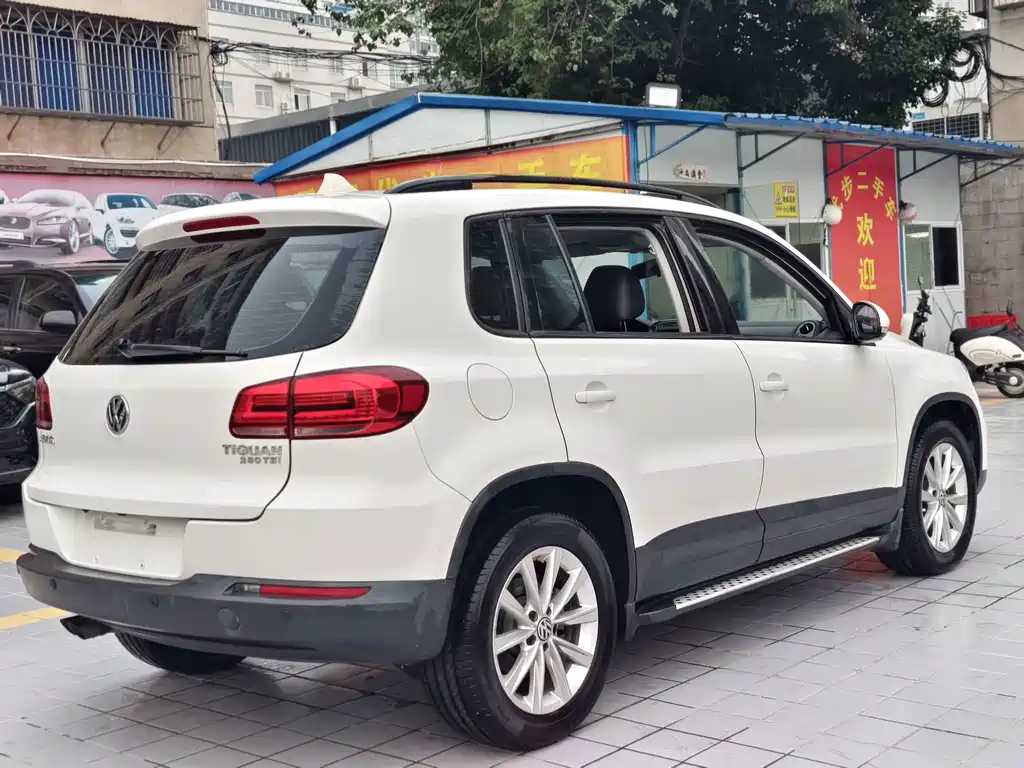 Volkswagen Tiguan — миниатюра 17