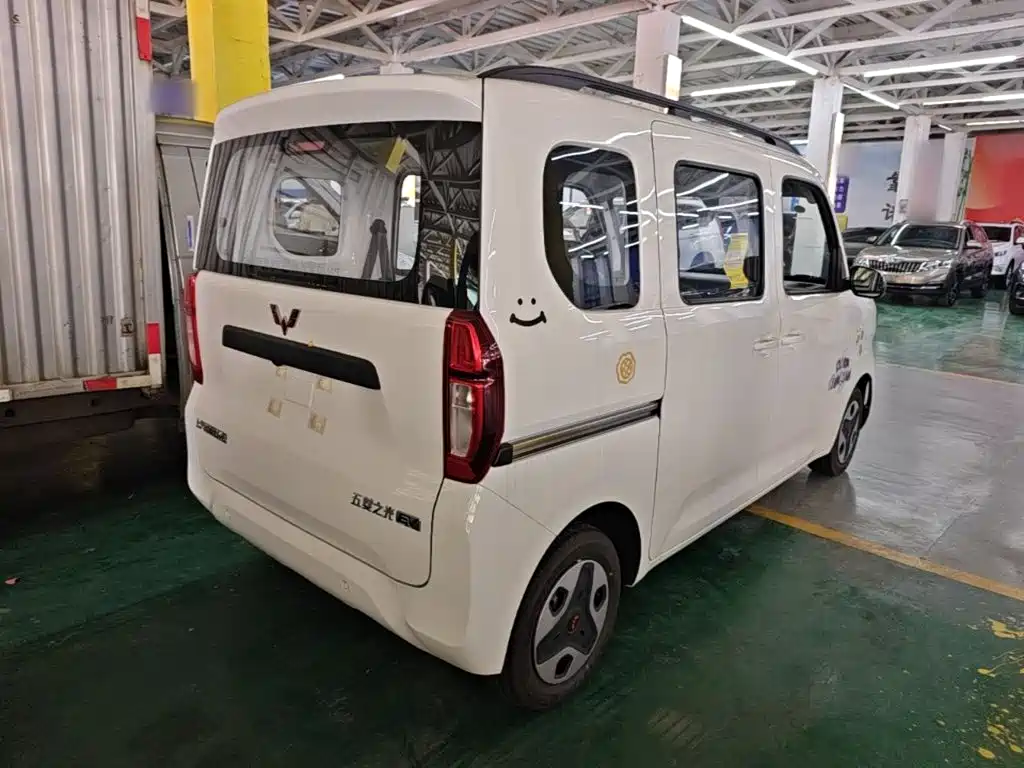 Wuling Zhiguang EV — миниатюра 7