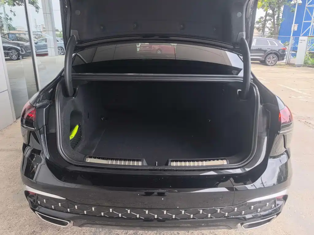Audi A6L — миниатюра 7