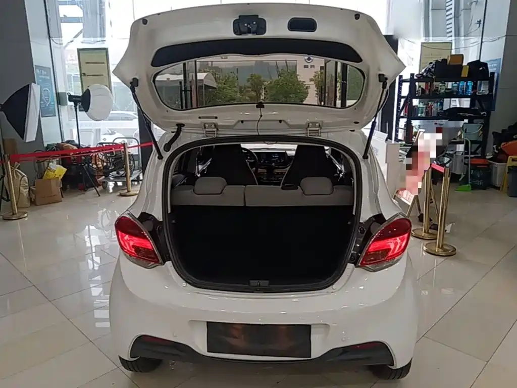 Changan Benben E-Star — миниатюра 19