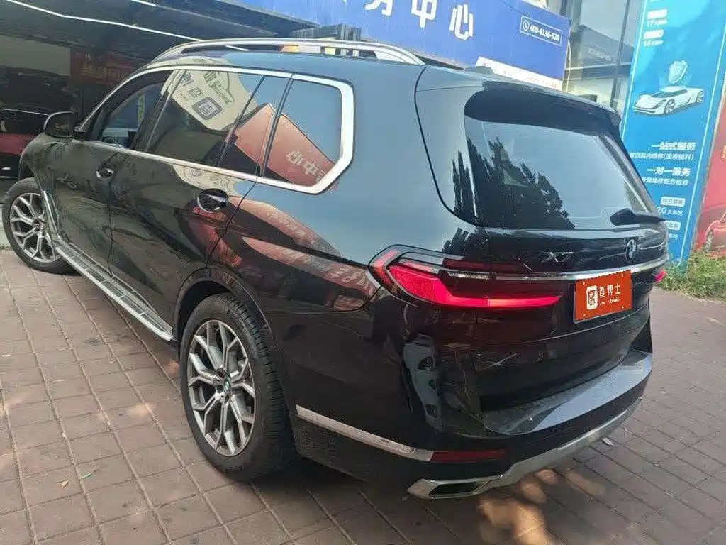 BMW X7 — миниатюра 2