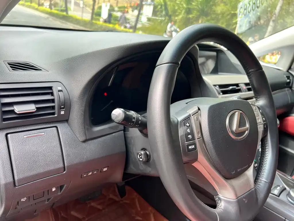 Lexus RX Classic — миниатюра 6