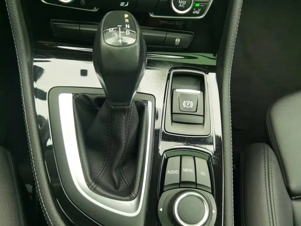 BMW 2 Series Active Tourer — миниатюра 13