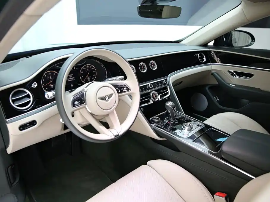 Bentley Flying Spur — миниатюра 8