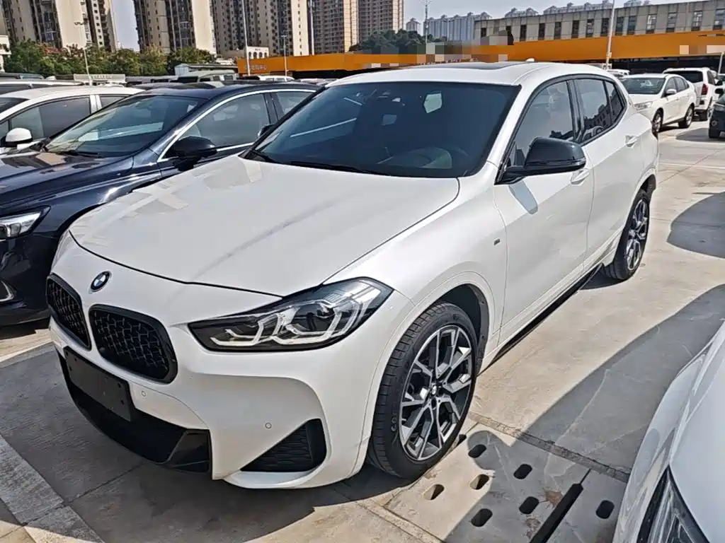 BMW X2