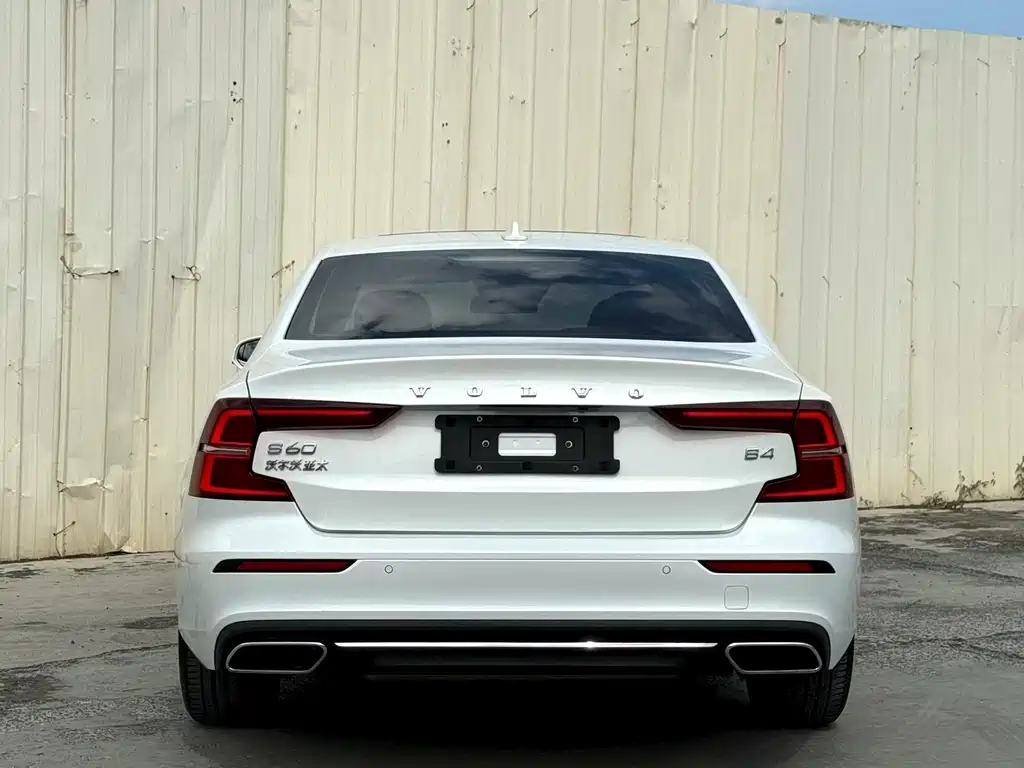 Volvo S60 — миниатюра 8