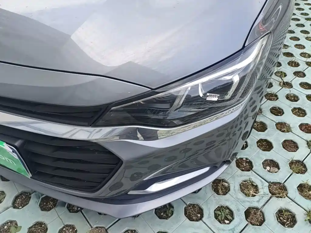 Chevrolet Monza — миниатюра 24