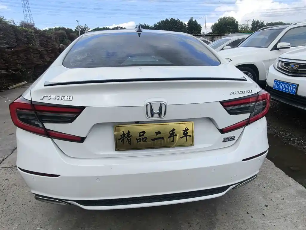 Honda Accord — миниатюра 3