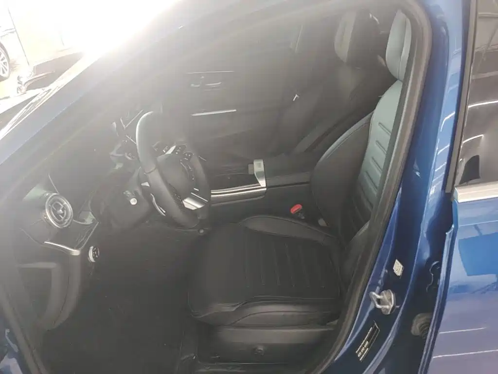Mercedes-Benz C-Class — миниатюра 15