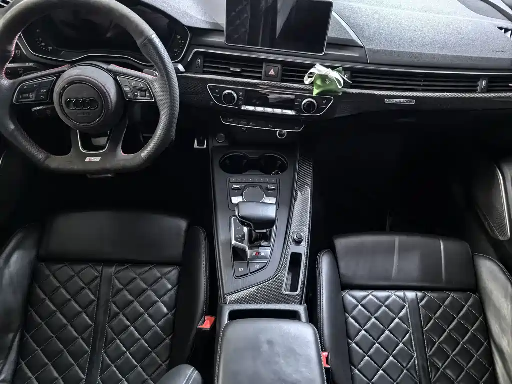 Audi S4 — миниатюра 10