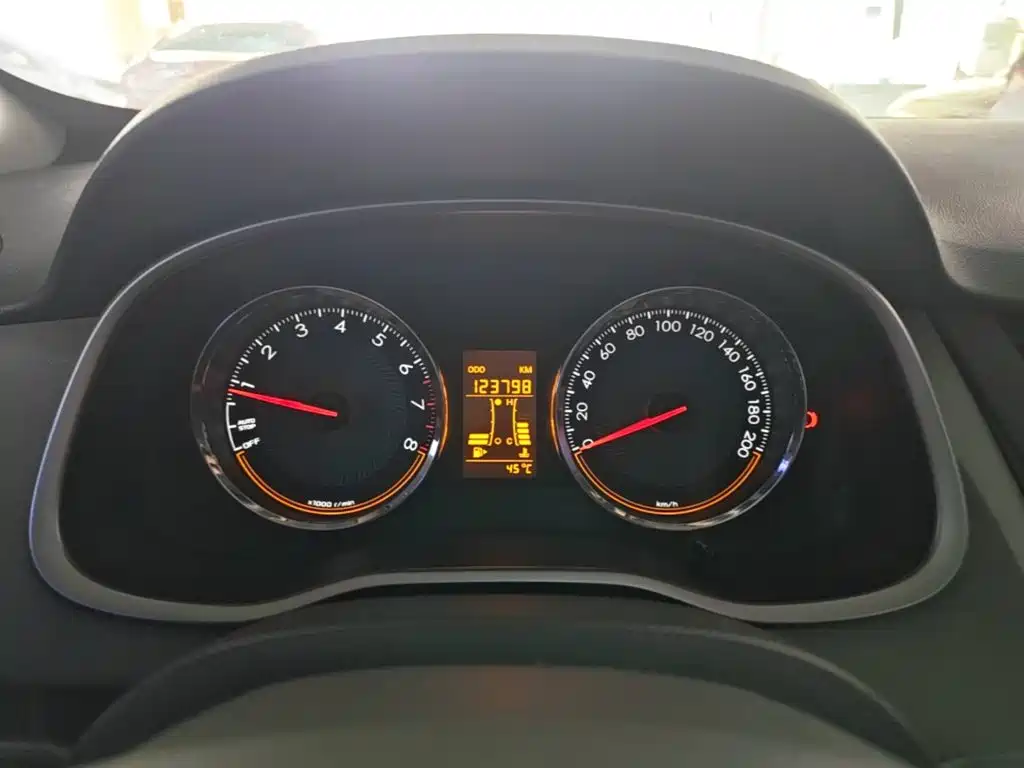 Chevrolet Sail — миниатюра 12