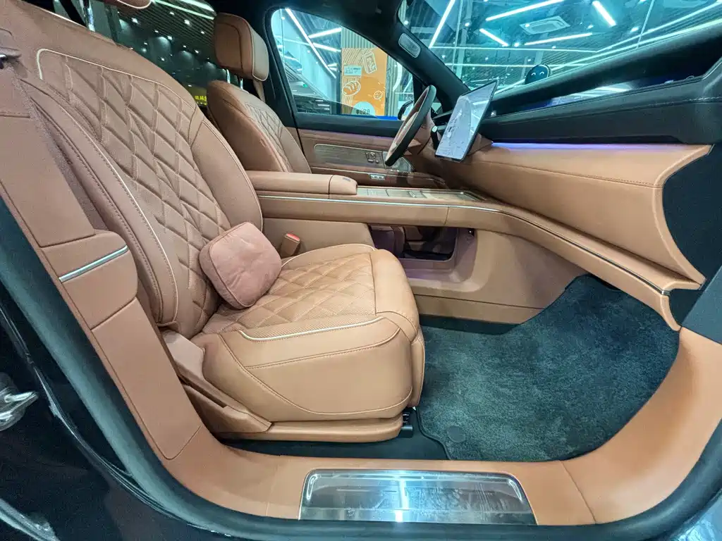 NIO ES8 — миниатюра 9