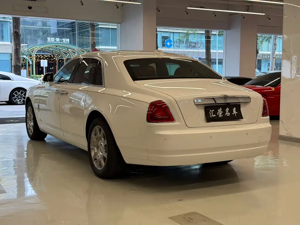 Rolls-Royce Ghost — миниатюра 12