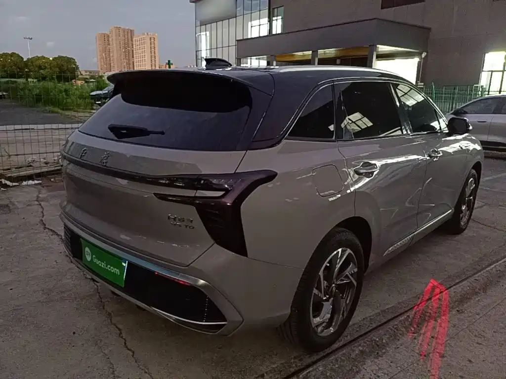 Hongqi Hongqi HS3 — миниатюра 7