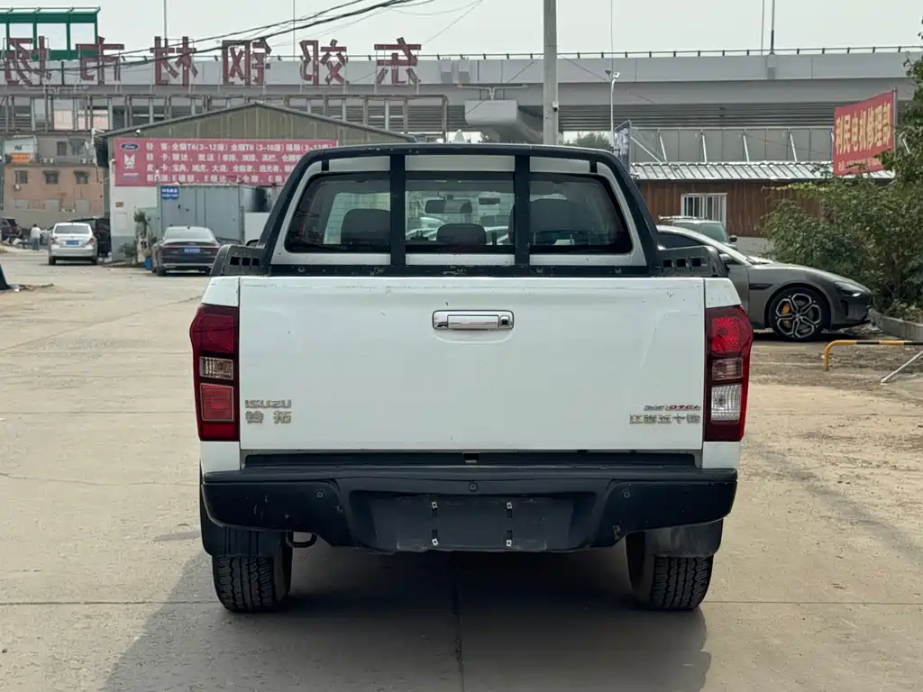 Isuzu Lingtuo — миниатюра 4