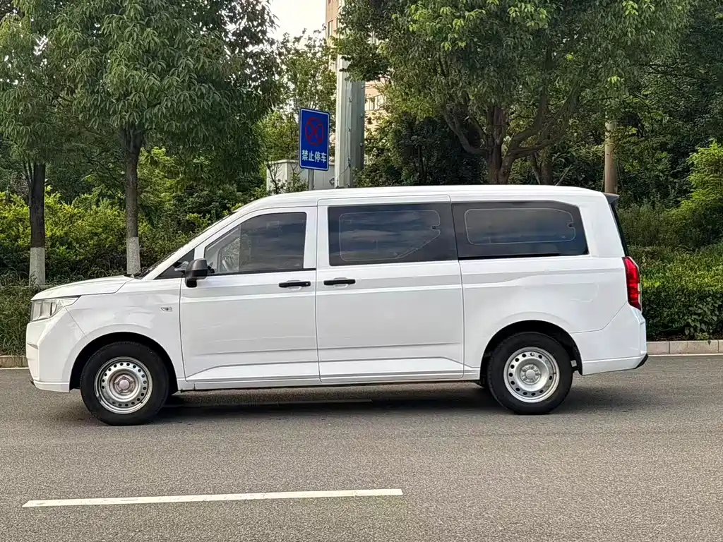Wuling Journey 2021 1.5T MT Comfort