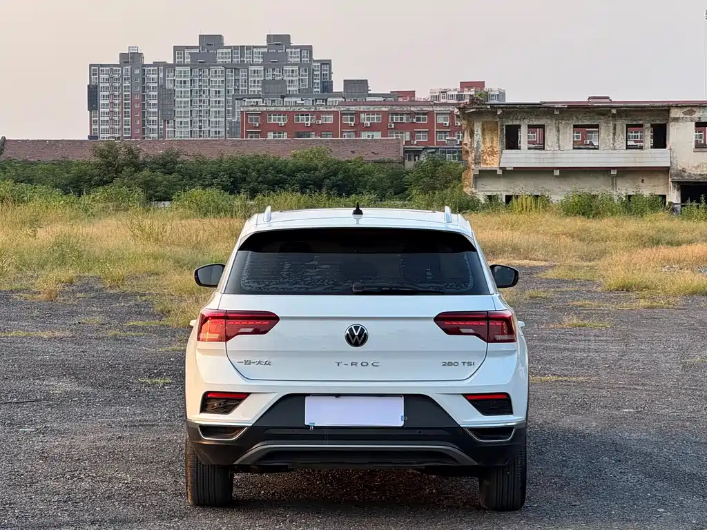 Volkswagen T-Roc — миниатюра 9